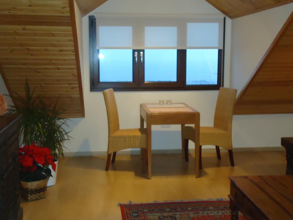 Petralona Apartment Agios Athanasios Екстериор снимка