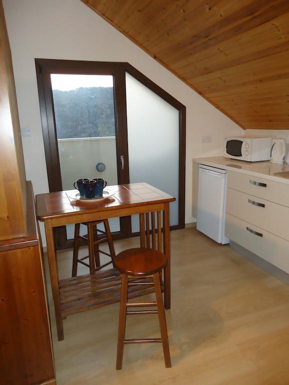 Petralona Apartment Agios Athanasios Екстериор снимка