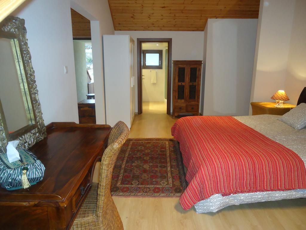 Petralona Apartment Agios Athanasios Екстериор снимка