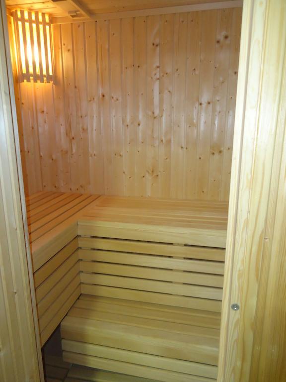Petralona Apartment Agios Athanasios Екстериор снимка