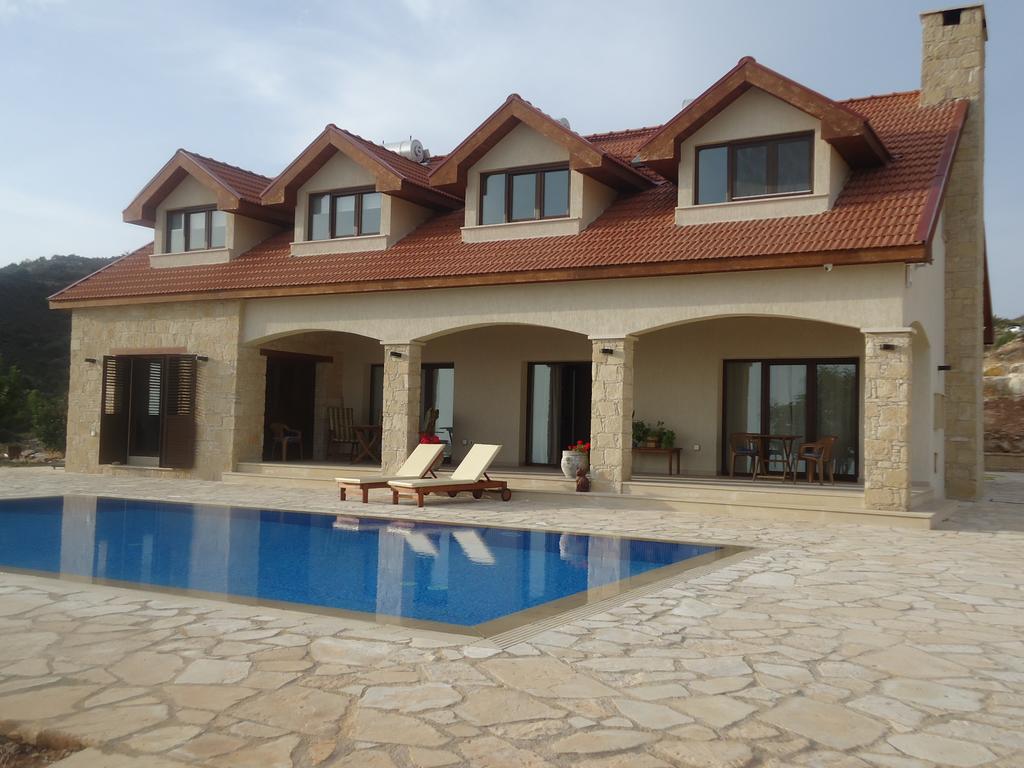 Petralona Apartment Agios Athanasios Стая снимка